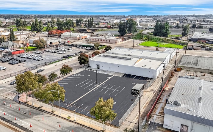 Pictures of Retail, Office, Industrial property located at 531 Fulton St, Fresno, CA 93721 for lease - image #1