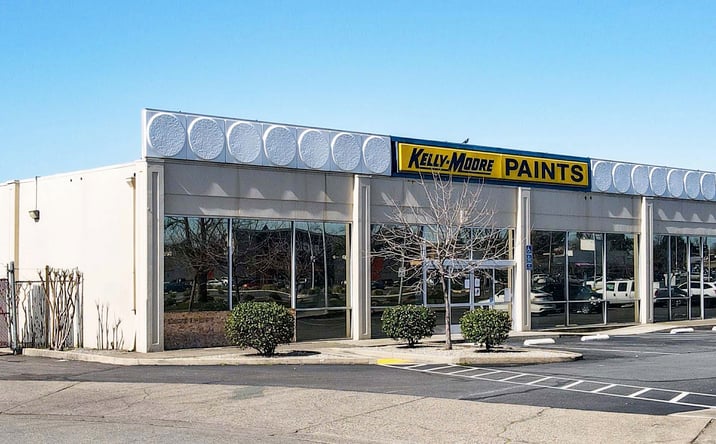 Pictures of Retail property located at 2686 Hilltop Dr, Redding, CA 96002 for lease - image #1