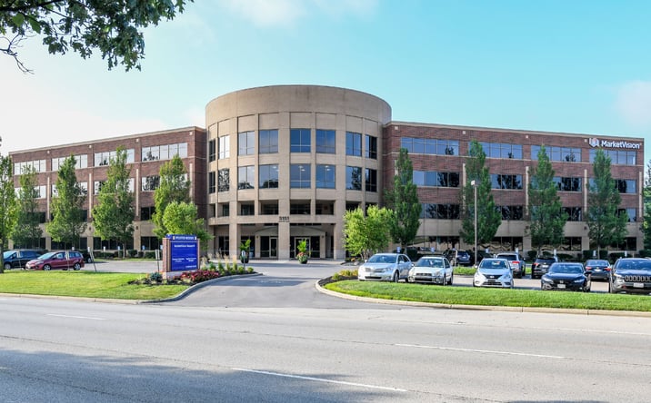 Pictures of Retail property located at 5151 Pfeiffer Rd, Blue Ash, OH 45242 for lease - image #1