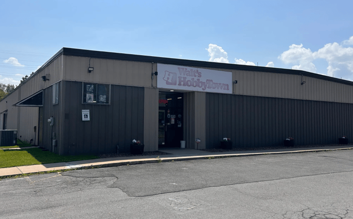 Pictures of Industrial property located at 2 Dwight Park Dr, Syracuse, NY 13209 for lease - image #1