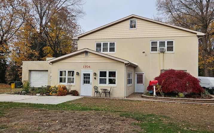 Pictures of Retail, Office property located at 1704 NJ-33, Hamilton Township, NJ 08690 for lease - image #1