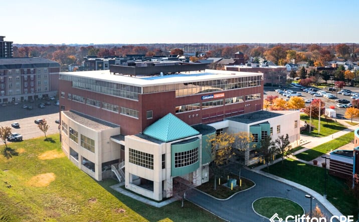 Pictures of Office property located at 2 City Hall Plz, Rahway, NJ 07065 for lease - image #1