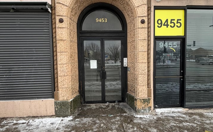 Pictures of Office property located at 9453 S Ashland Avenue 15, Chicago, IL 60620 for lease - image #1