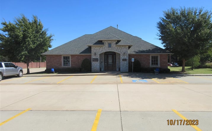 Pictures of Office property located at 9150B N May Ave, Oklahoma City, OK 73120 for lease - image #1