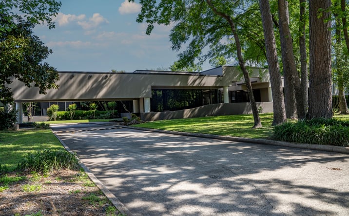 Pictures of Office property located at 1849 Kingwood Drive, Kingwood, TX 77339 for lease - image #1