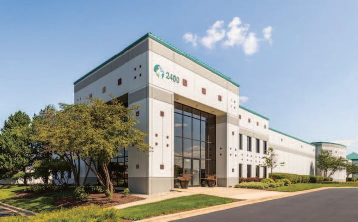 Pictures of Industrial property located at 2400 Internationale Pkwy, Woodridge, IL 60517 for lease - image #1