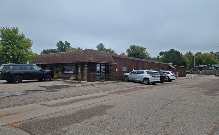 Pictures of Office property located at 1905 S Central Ave, Marshfield, WI 54449 for lease - image #1