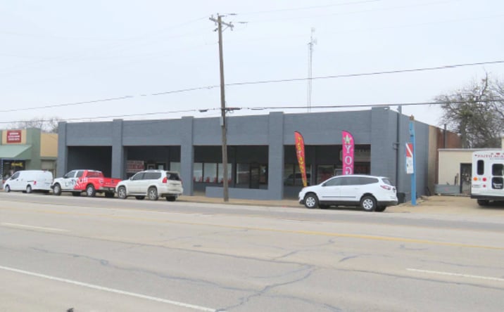 Pictures of Retail, Office property located at 406 Palo Pinto St, Weatherford, TX 76086 for lease - image #1