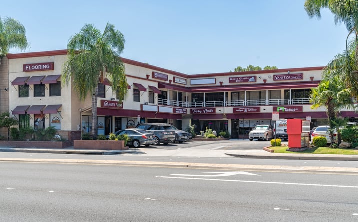 Pictures of Retail property located at 23942 Lyons Ave, Santa Clarita, CA 91321 for lease - image #1