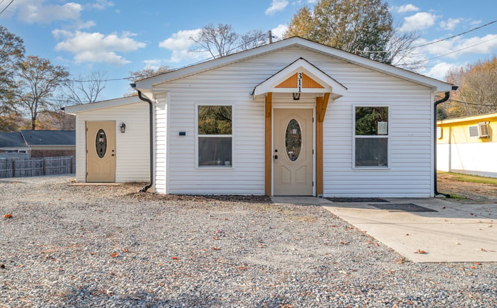 Pictures of Office, Retail property located at 311 Beatty Dr, Belmont, NC 28012 for lease - image #1