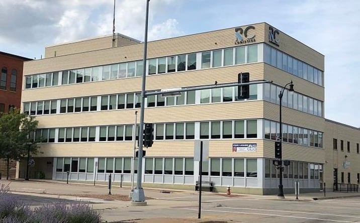 Pictures of Office, Special Purpose property located at 131 W 10th Street #2 Floors, Dubuque, IA 52001 for lease - image #1