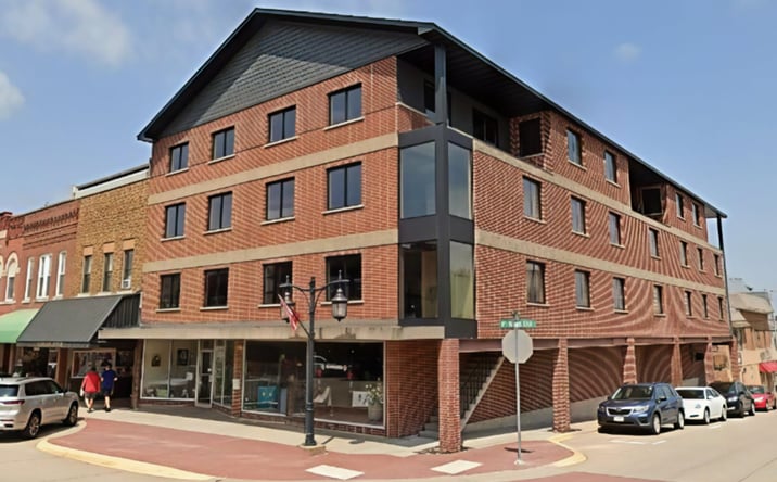 Pictures of Office, Special Purpose property located at 248 E 1st Avenue, Dyersville, IA 52040 for lease - image #1