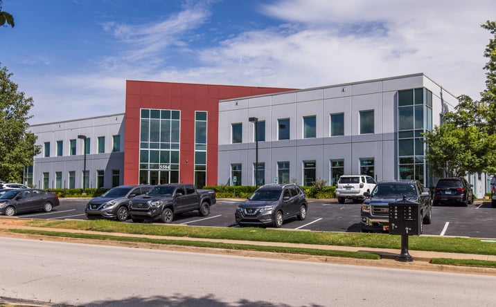 Pictures of Office property located at 5504 W Pinnacle Pointe Dr, Rogers, AR 72758 for lease - image #1
