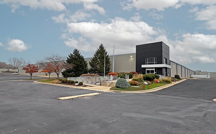 Pictures of Industrial property located at 1410 Discovery Pkwy, Alton, IL 62002 for lease - image #1