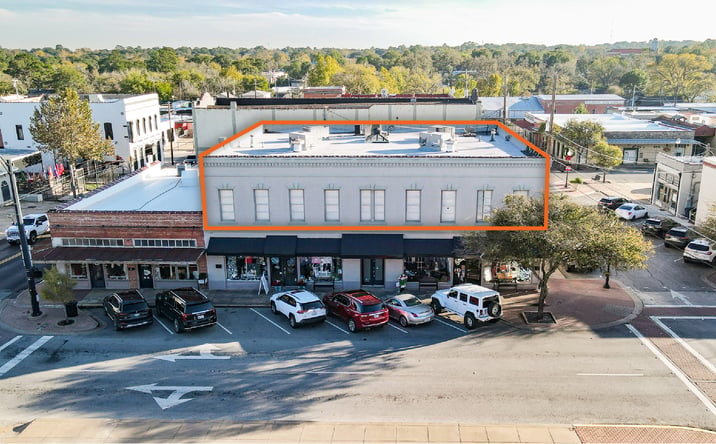 Pictures of Office property located at 216 E Alamo St, Brenham, TX 77833 for lease - image #1
