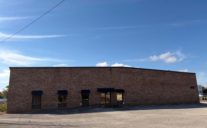 Pictures of Retail, Office, Industrial property located at 305 N Water St, Mobile, AL 36602 for lease - image #1