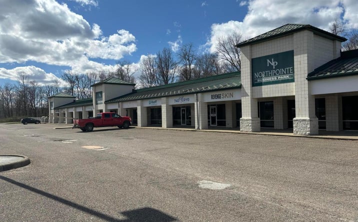 Pictures of Retail, Restaurant, Office, Special Purpose property located at 3935 Northpointe Drive, Zanesville, OH 43701 for lease - image #1