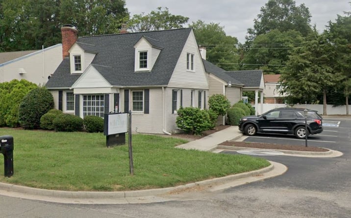 Pictures of Retail, Office property located at 7511 Brook Rd, Richmond, VA 23227 for lease - image #1