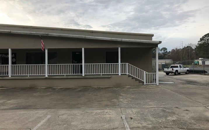 Pictures of Retail, Office, Special Purpose property located at 415 Bonaventure Rd, Thunderbolt, GA 31404 for lease - image #1