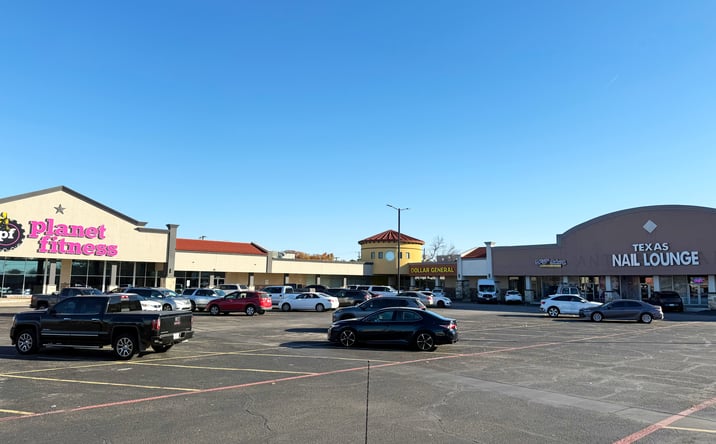 Pictures of Retail property located at 1517-1543 S. Bowen Rd., Pantego, TX 76013 for lease - image #1