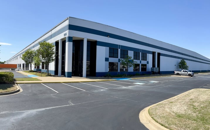 Pictures of Industrial property located at 366 Stateline Rd, Southaven, MS 38671 for lease - image #1