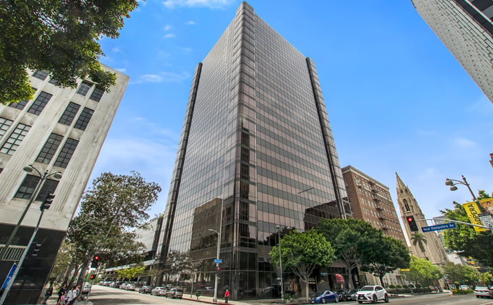 Pictures of Retail, Office property located at 3250 Wilshire Blvd, Los Angeles, CA 90010 for lease - image #1