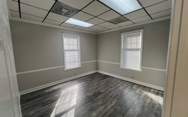 Pictures of Office property located at 2406 Mt Vernon Rd, Dunwoody, GA 30338 for lease - image #1
