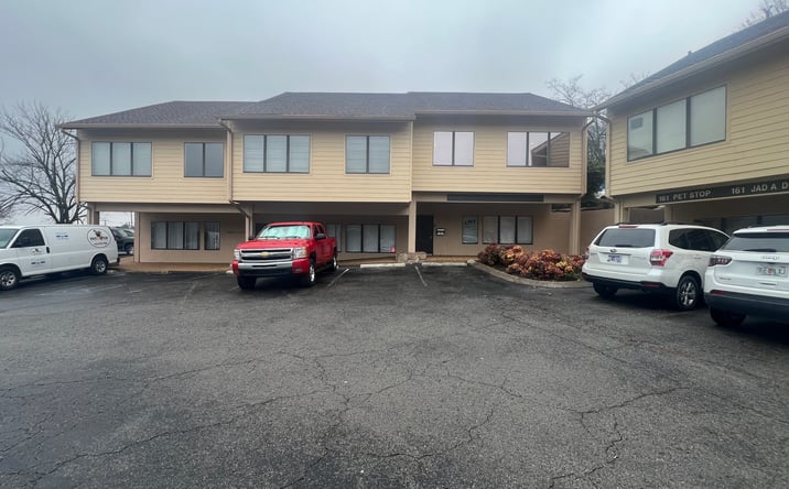 Pictures of Office property located at 167 Belle Forest Cir, Nashville, TN 37221 for lease - image #1