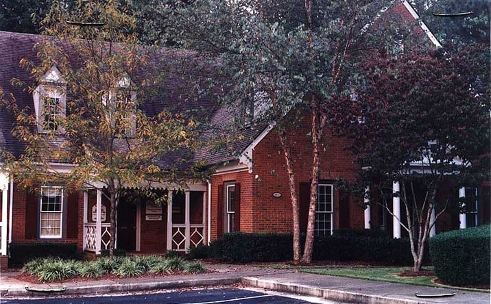 Pictures of Office property located at 1225 Johnson Ferry Rd, Marietta, GA 30068 for lease - image #1