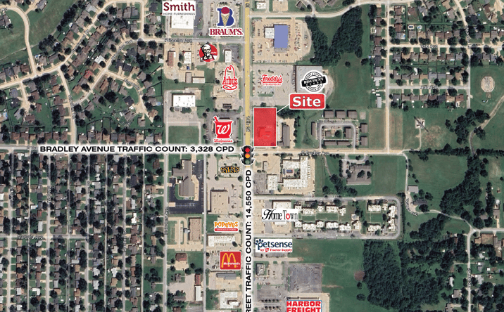 Pictures of Land property located at 2301 N 14th St, Ponca City, OK 74604 for lease - image #1