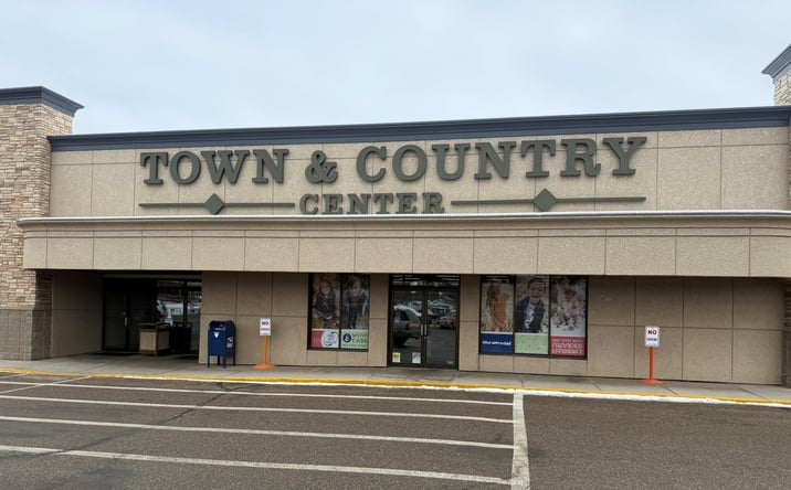 Pictures of Office property located at 1015 S Broadway, Minot, ND 58701 for lease - image #1