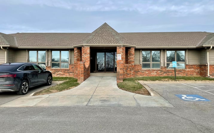 Pictures of Office property located at 11330 Q St, Omaha, NE 68137 for lease - image #1