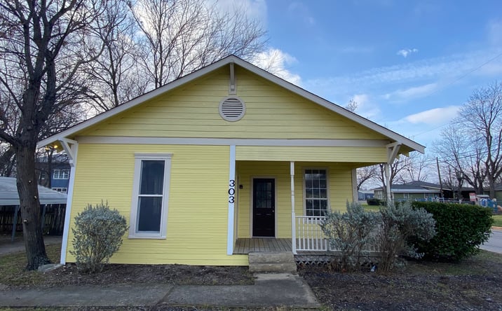 Pictures of Office, Retail, Special Purpose property located at 303 Taylor St, Hutto, TX 78634 for lease - image #1