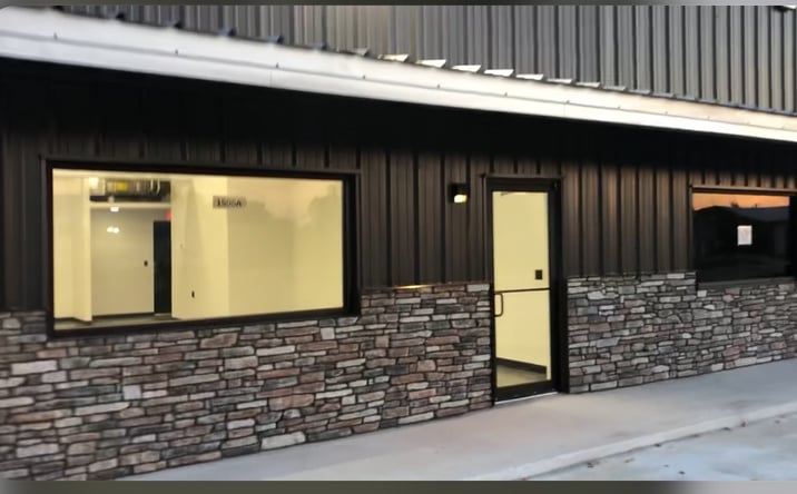 Pictures of Office, Retail, Special Purpose property located at 1506 E Southpointe, Siloam Springs, AR 72761 for lease - image #1