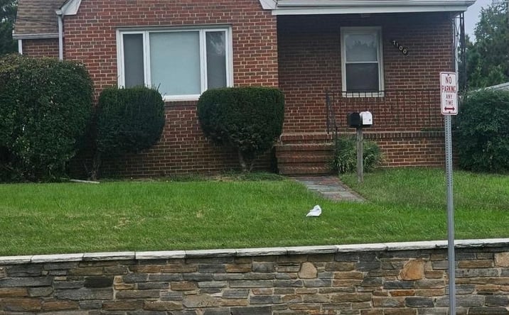Pictures of Office property located at 7100 German Hill Rd, Dundalk, MD 21222 for lease - image #1