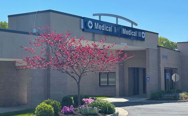 Pictures of Office property located at 1403-1475 Johnston Willis Drive, Bon Air, VA 23235 for lease - image #1