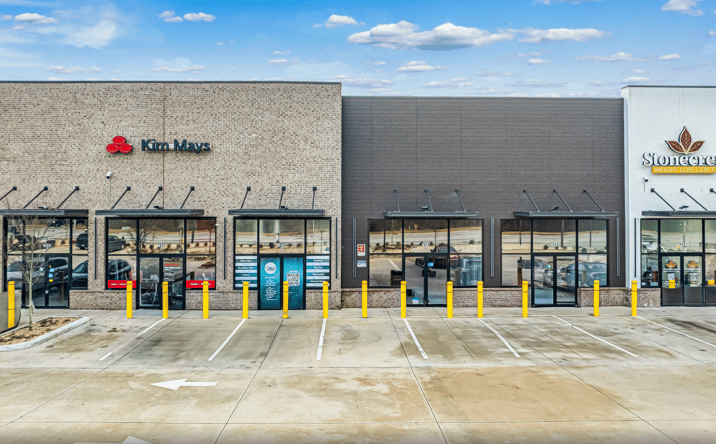 Pictures of Retail property located at 7655 Mall Pkwy, Stonecrest, GA 30038 for lease - image #1