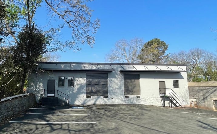 Pictures of Retail, Office, Industrial property located at 158 Oak St, Avondale Estates, GA 30002 for lease - image #1