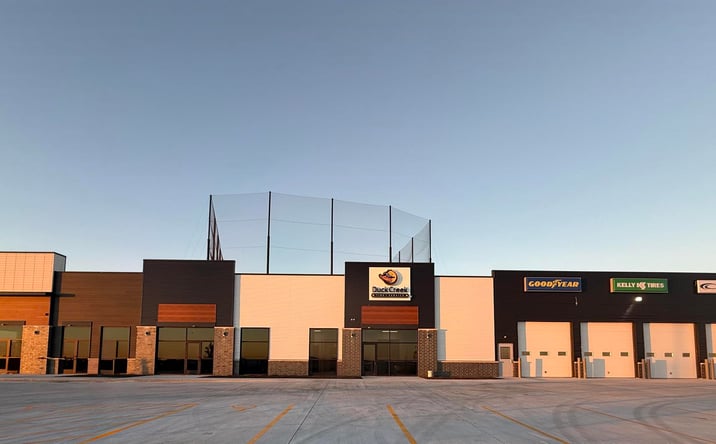 Pictures of Retail, Office, Restaurant property located at 5620 Iron Tee Way, Bettendorf, IA 52722 for lease - image #1