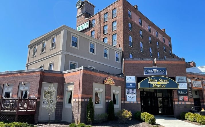 Pictures of Retail, Office, Restaurant property located at 366-386 Main Street, Middletown, CT 06457, Middletown, CT 06457 for lease - image #1