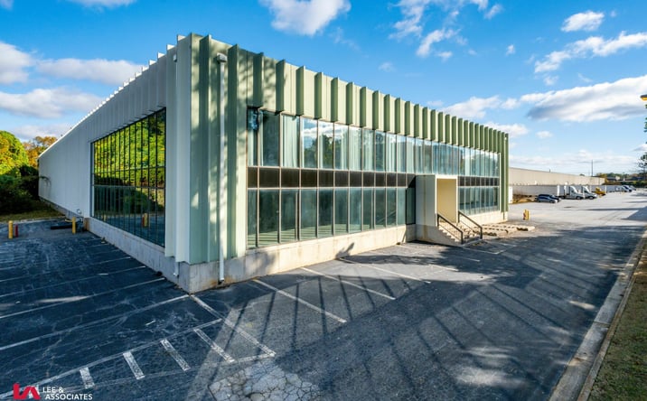 Pictures of Industrial property located at 4099 Old Dixie Hwy, Atlanta, GA 30354 for lease - image #1