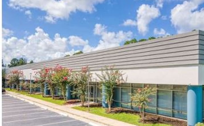Pictures of Office property located at 3728 Philips Hwy, Jacksonville, FL 32207 for lease - image #1