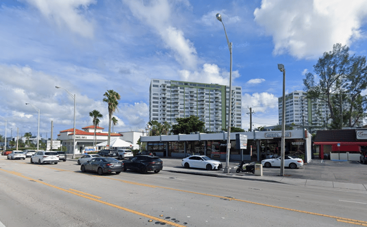 Pictures of Retail property located at 1960 NE 123rd St, North Miami, FL 33181 for lease - image #1