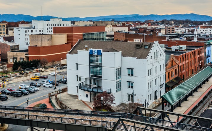 Pictures of Office property located at 109 Norfolk Ave SW, Roanoke, VA 24011 for lease - image #1