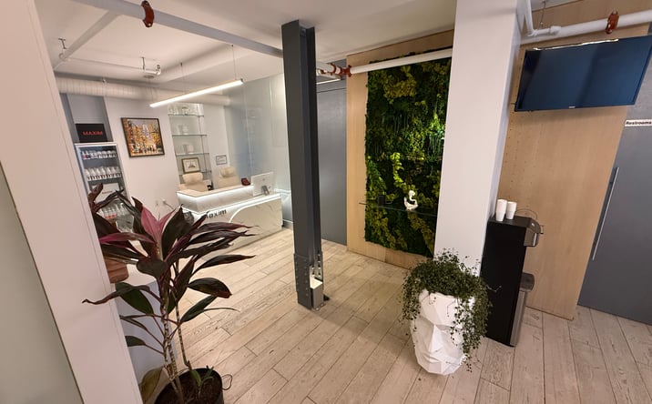 Pictures of Special Purpose, Office property located at 30 E 60th St, New York, NY 10022 for lease - image #1