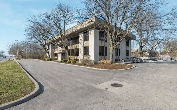 Pictures of Office property located at 3612 Lincoln Hwy, Olympia Fields, IL 60461 for lease - image #1