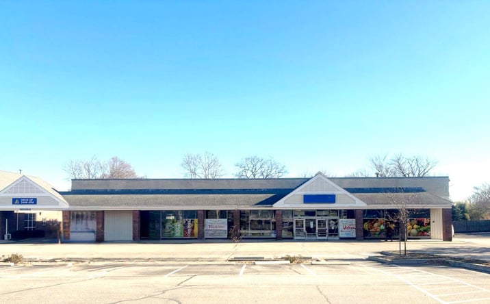 Pictures of Retail property located at 2830 Pawtucket Ave, East Providence, RI 02915 for lease - image #1