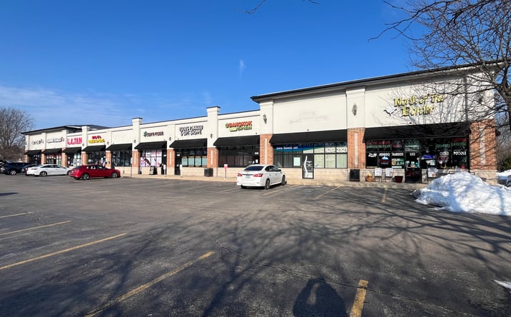Pictures of Retail property located at 322 W Main St, Carpentersville, IL 60110 for lease - image #1