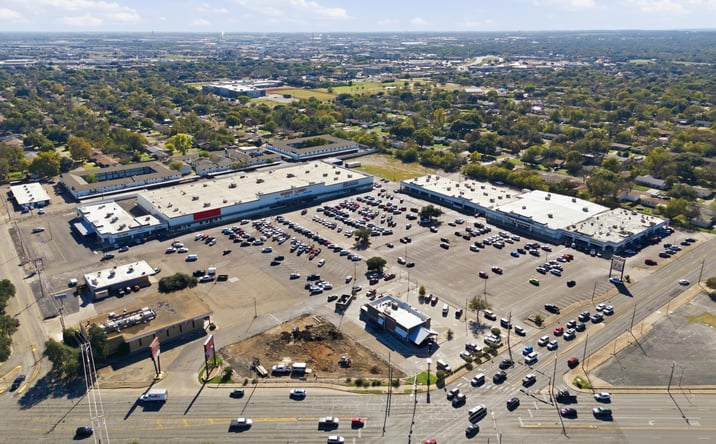 Pictures of Retail property located at 1200 Richland Dr, Waco, TX 76710 for lease - image #1