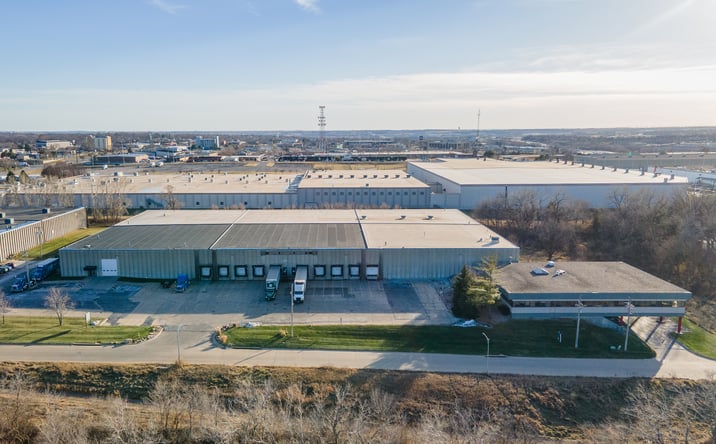 Pictures of Industrial property located at 11005 E Cir, Omaha, NE 68137 for lease - image #1